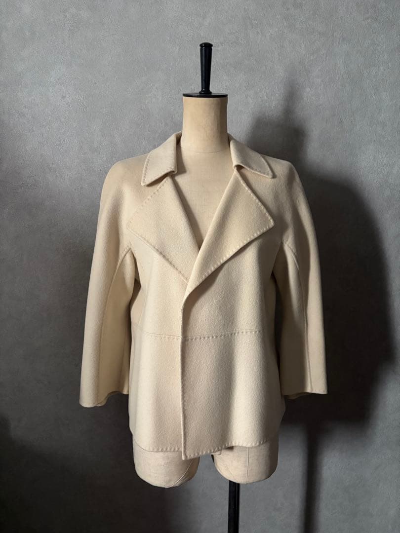 ADORE カシミアリバーコート　ホワイト