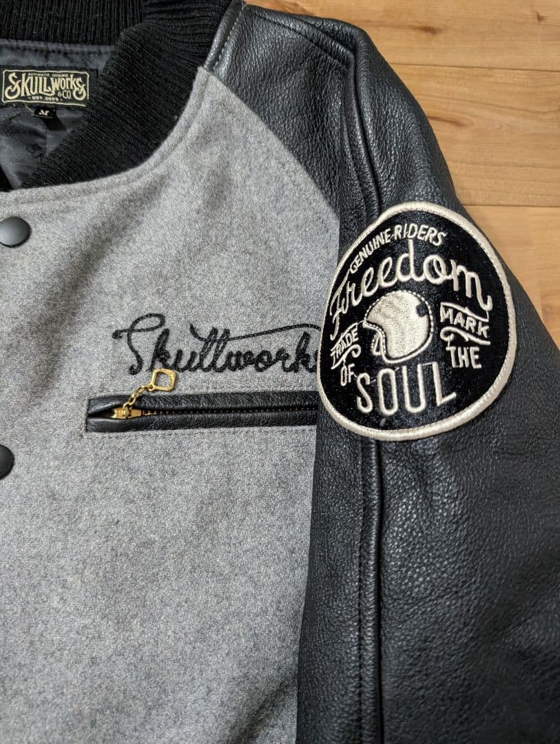 美品 スカルワークス　牛革　スタジャン　河内鉄生着用　背面ビックロゴ刺繍 貴重色