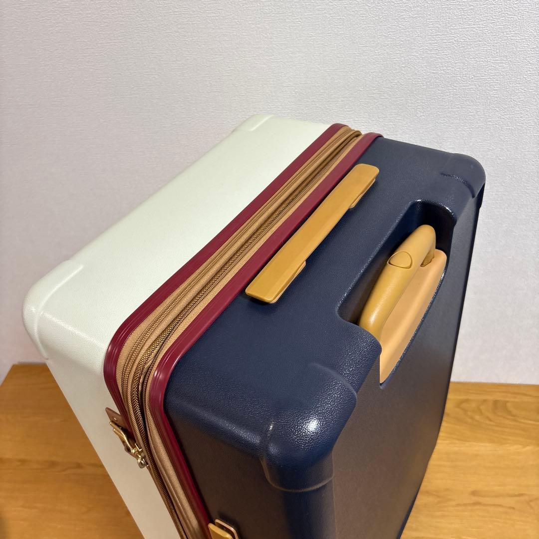 moz(モズ)キャリーケース　スーツケース 北欧　69-76L ファミリー