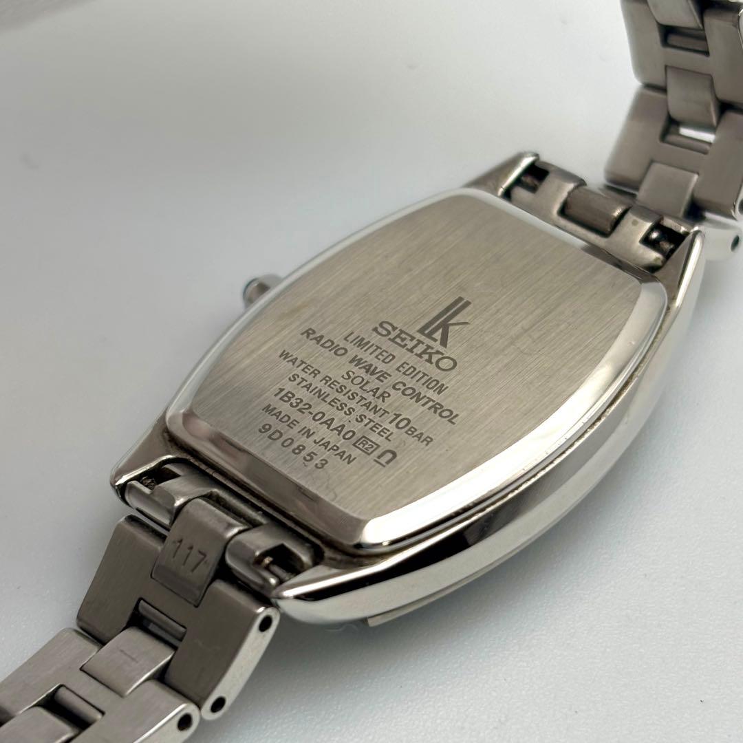 【限定モデル】SEIKO ルキア 腕時計 1B32 電波ソーラー トノー 花柄