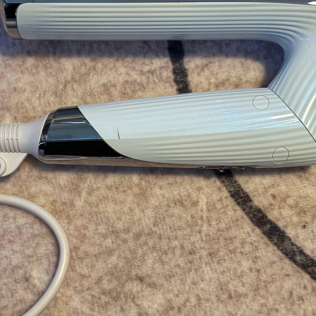 リファ　2024年製　RE-AX-02A 難あり