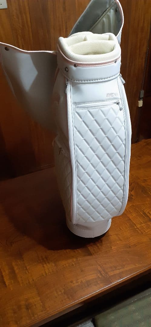 ホワイト ゴルフキャディバッグ キルティング