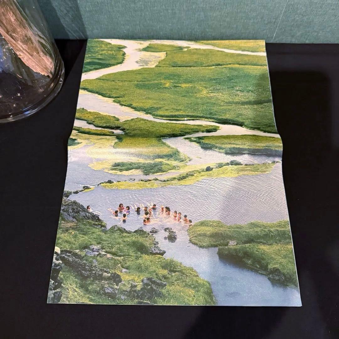 2000年発行 美品Roni Horn アート新聞 ポスターAgnès b.