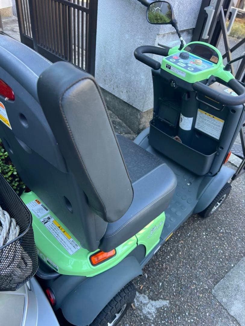 SERIO シルバーカー シルバーSBT40ともう一台緑のカートも含む