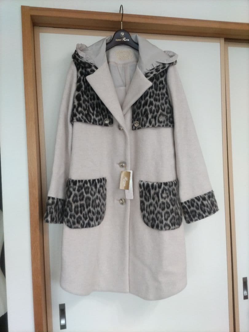 alba Rossa フード付き コート新品未使用