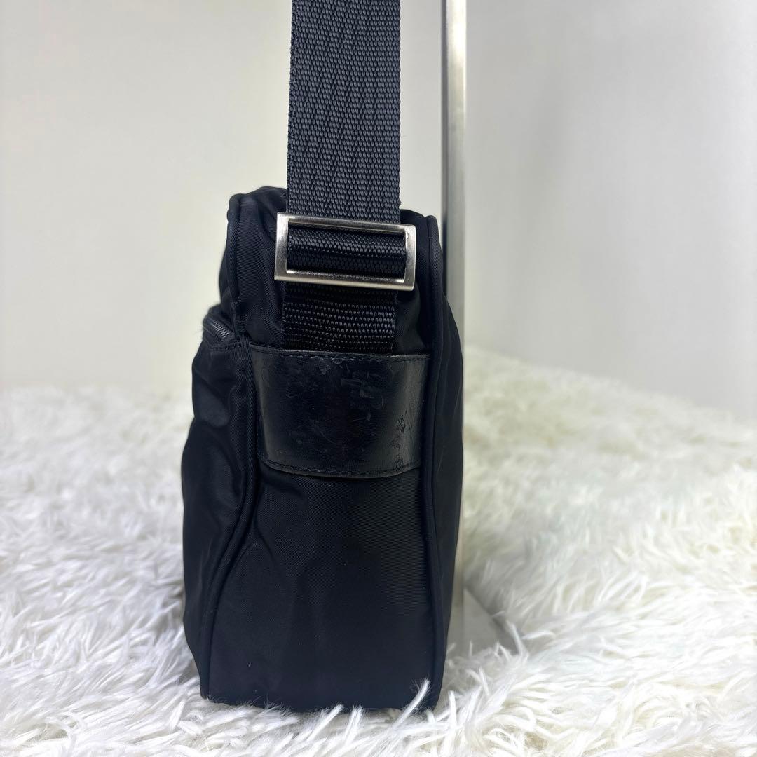 PRADA プラダ　テスートナイロン　ショルダーバッグ　カメラバッグ　三角ロゴ