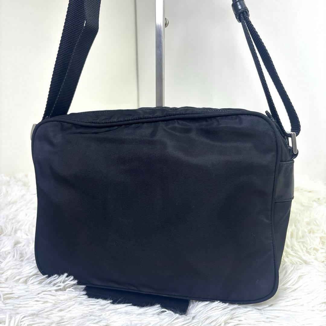 PRADA プラダ　テスートナイロン　ショルダーバッグ　カメラバッグ　三角ロゴ