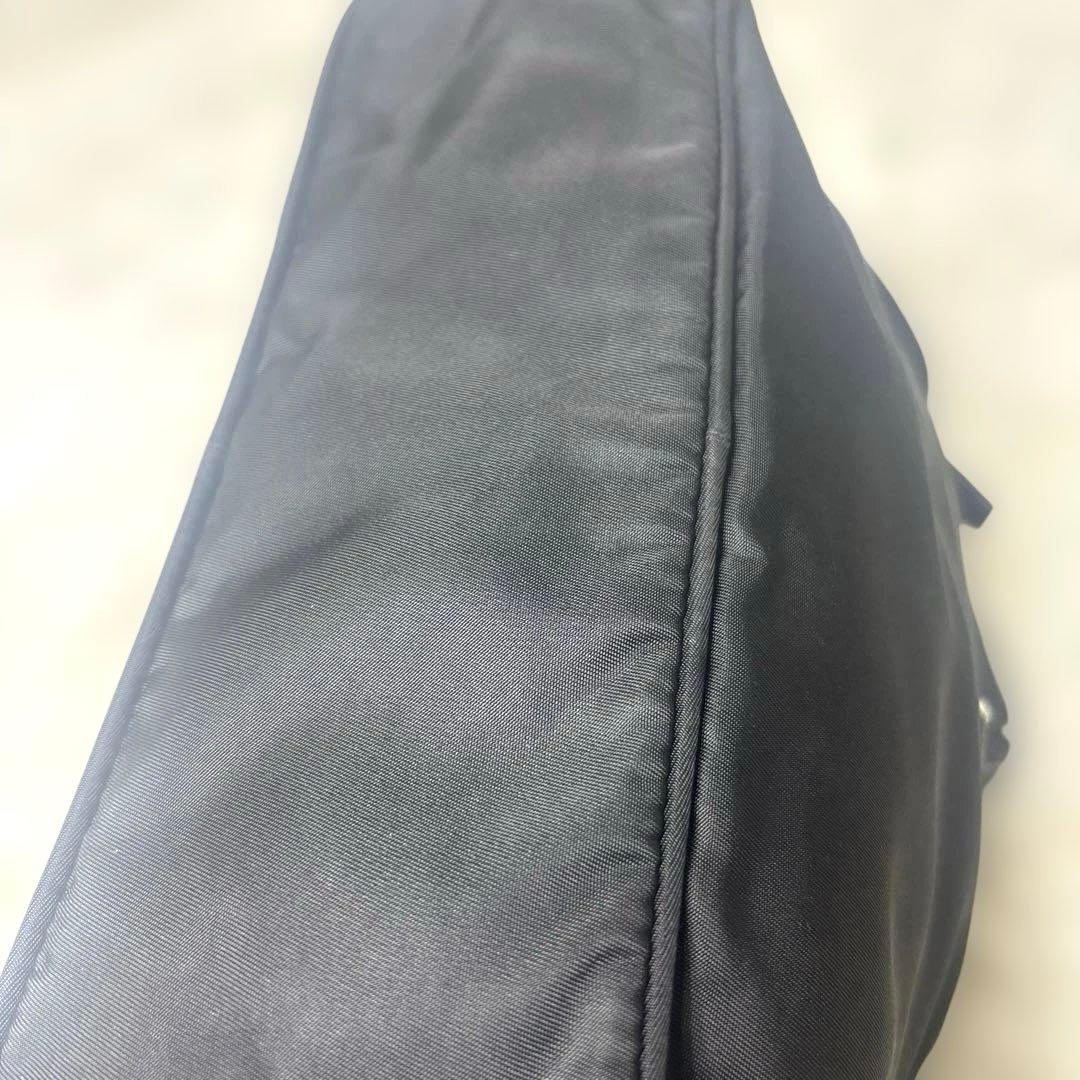 PRADA プラダ　テスートナイロン　ショルダーバッグ　カメラバッグ　三角ロゴ