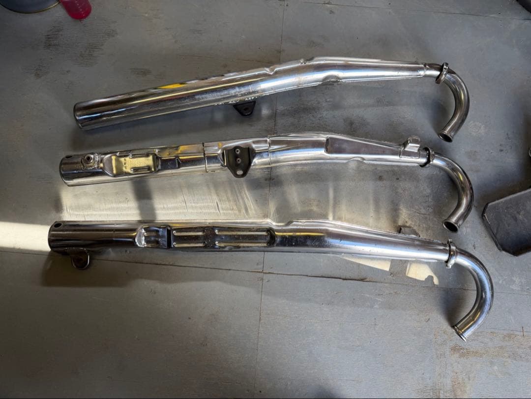500ss 純正マフラー