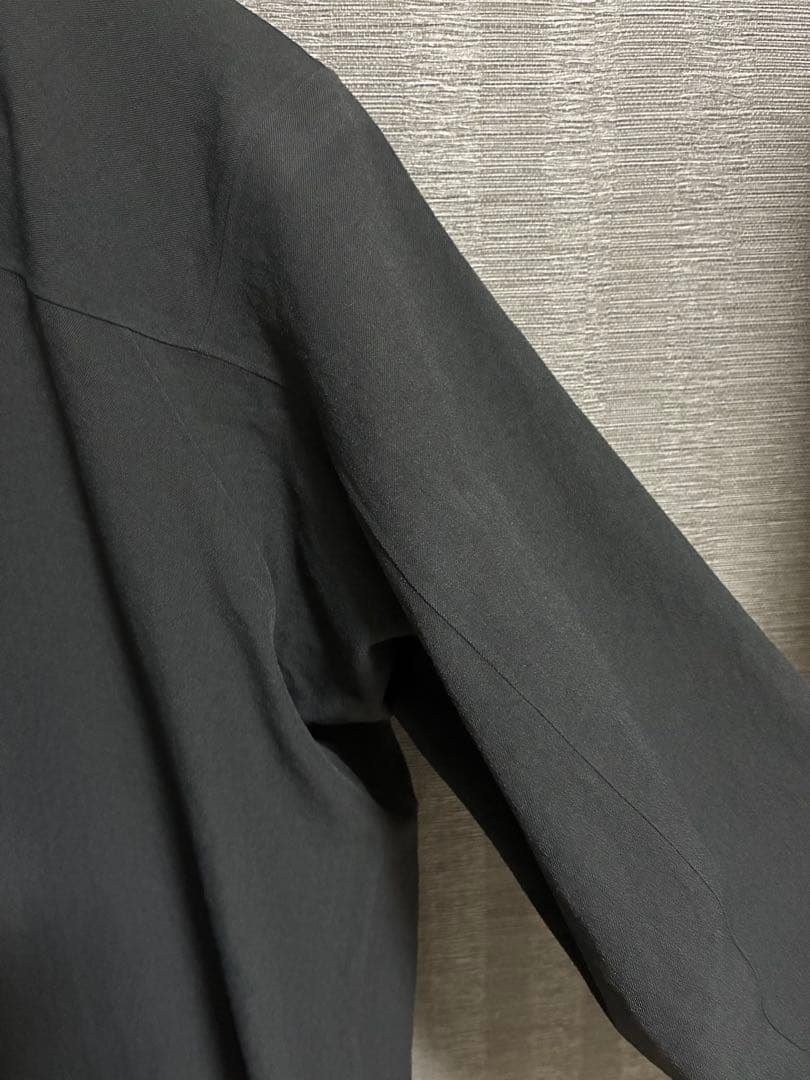 【定価11万】ヴェイランス　マイオンソフトシェルオーバーシャツ　ブラック　XS