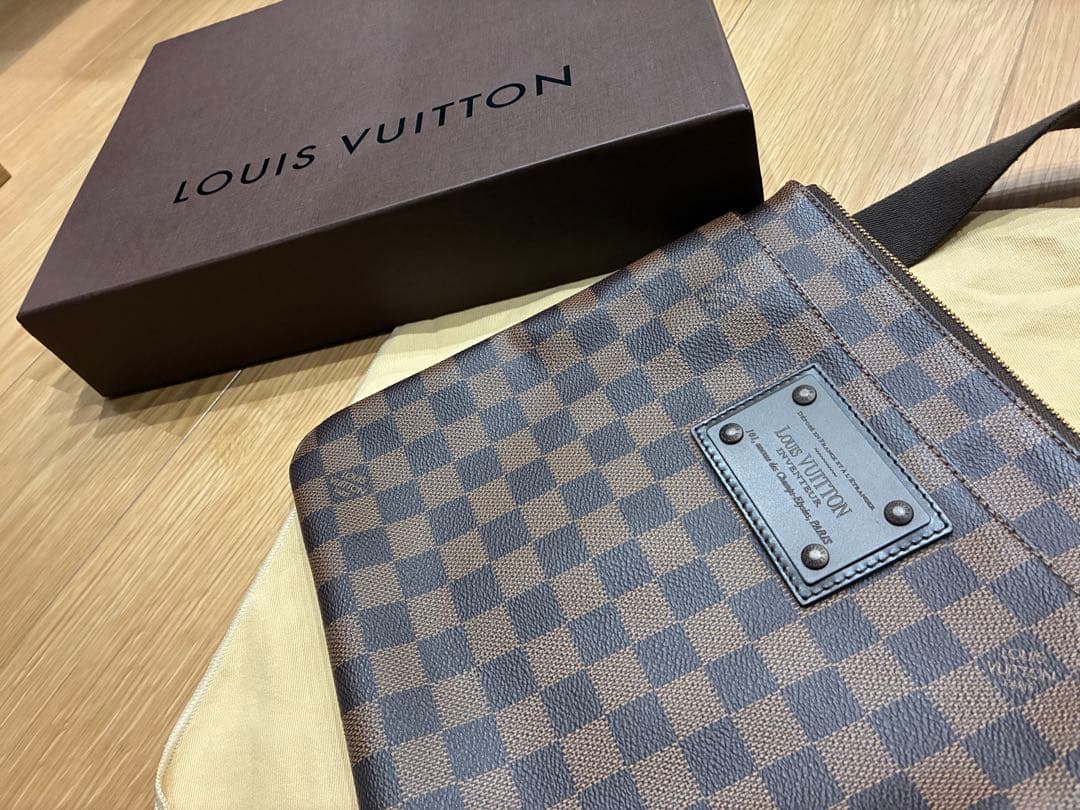 【新品未使用！】ルイヴィトン　ダミエ　ポシェット　レディース　ショルダー　バッグ