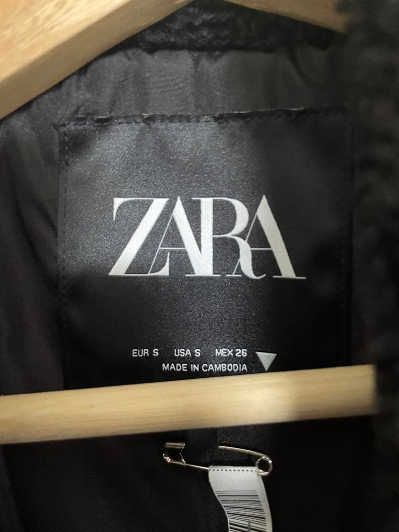 ZARA ロング丈ボアコート　ブラック