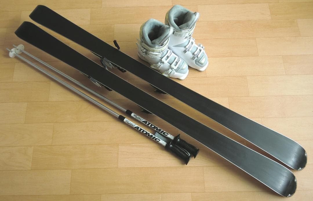 ■送料無料■アトミック■女性用スキーセット■板151靴24-24.5■メンテ付■