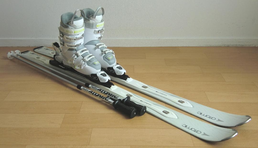 ■送料無料■アトミック■女性用スキーセット■板151靴24-24.5■メンテ付■