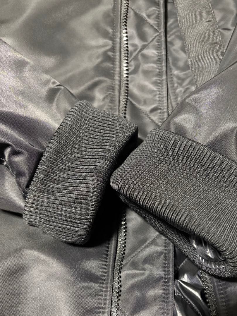 ユニクロ　+J ハイブリッドダウンオーバーサイズ MA-1 UNIQLO L