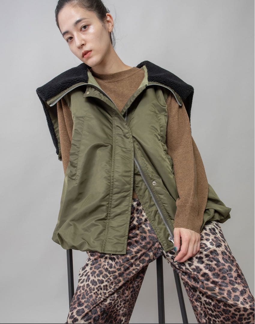 最終値下げ　Munich ナイロンツイル×シープボアバルーンフライトベスト