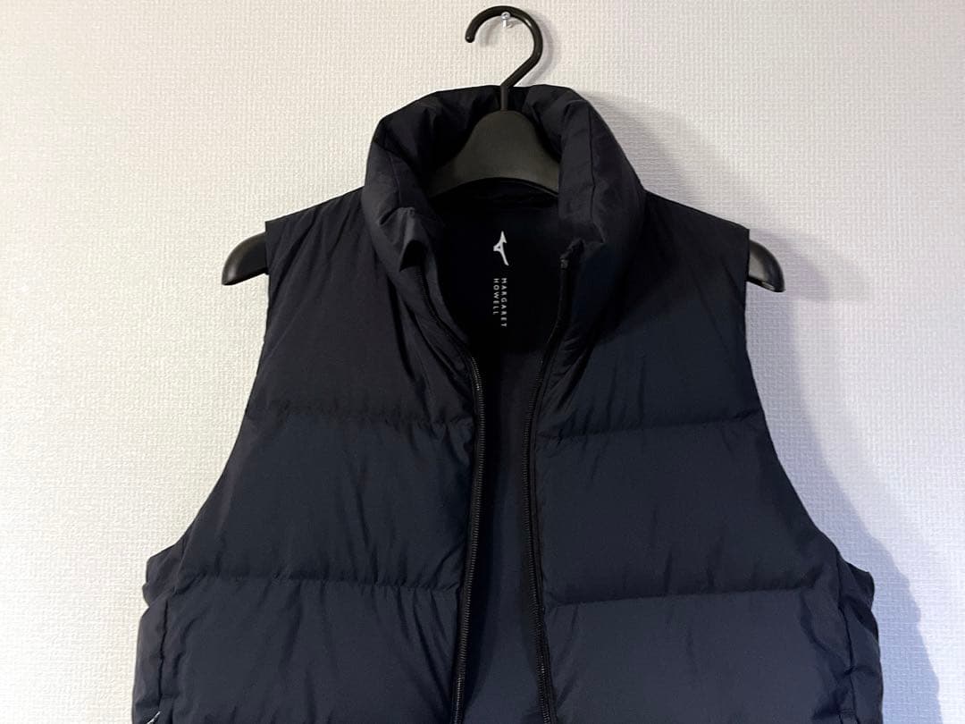 2024AWマーガレットハウエル ミズノ ダウンベスト 黒 Ⅱ