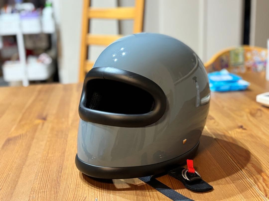 カスタムヘルメット　必ず装飾用、観賞用、公道走行不可でお願いします。