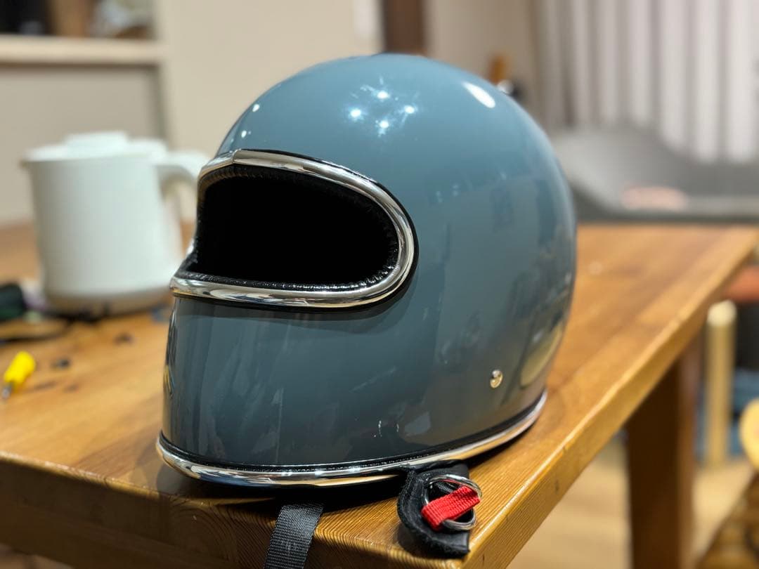 カスタムヘルメット　必ず装飾用、観賞用、公道走行不可でお願いします。