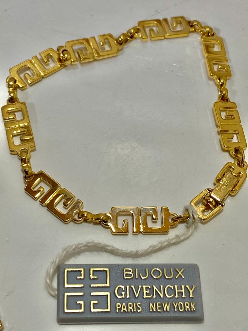 Givenchy ゴールドチェーンネックレス　ブレスレット2点✨未使用✨神価格