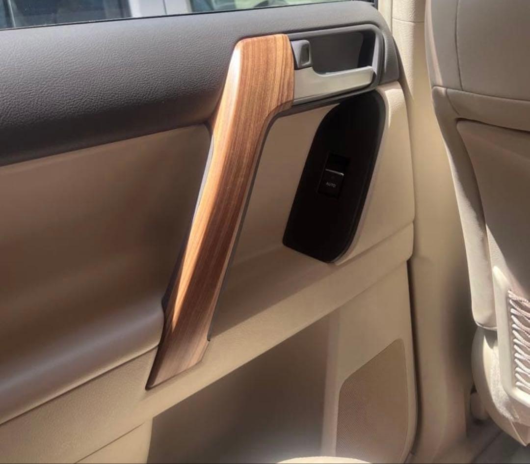 プラド150後期　木目ドアハンドルセット