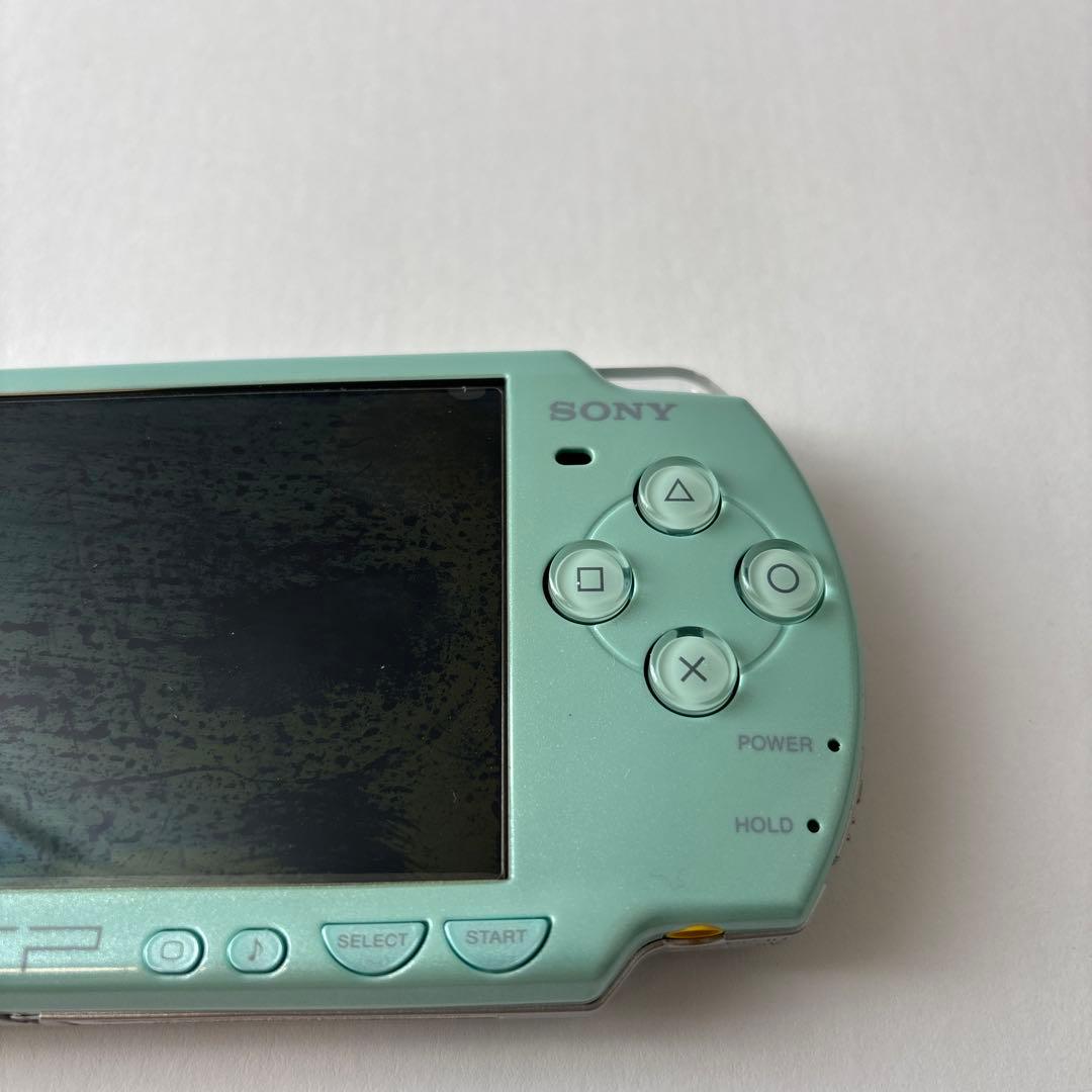 PSP-2000 ミントグリーン 箱付き　モンハン　ポータブル2/2Gセット