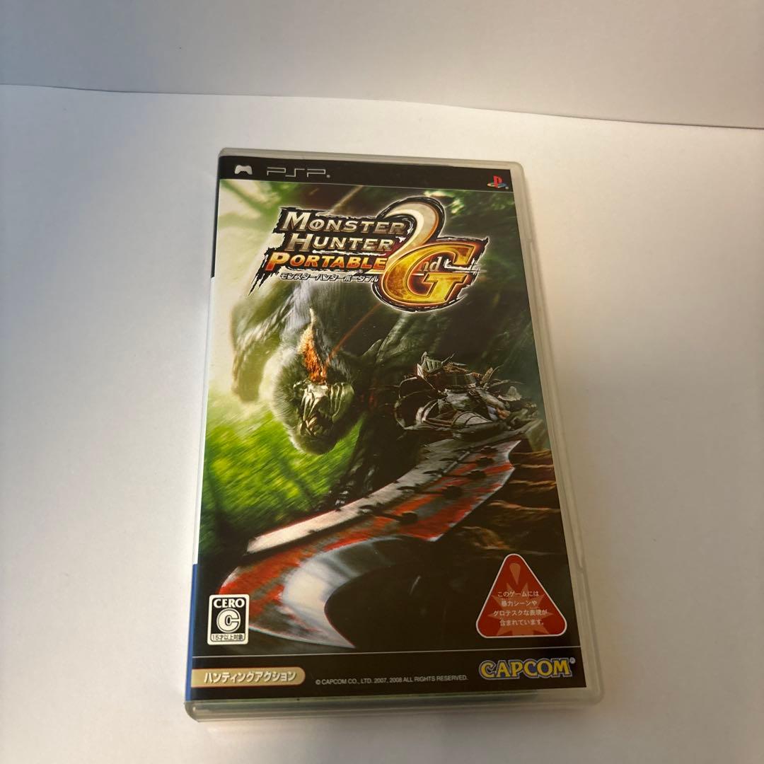 PSP-2000 ミントグリーン 箱付き　モンハン　ポータブル2/2Gセット
