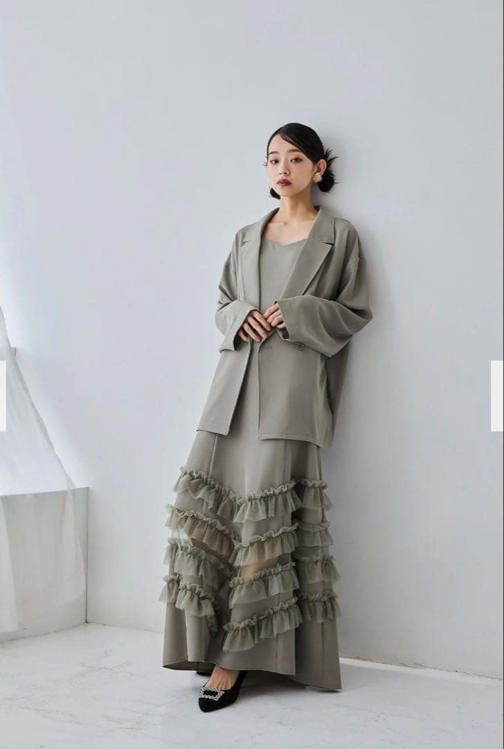 【週末限定値下】niana トランスペアレントヘムセットアップドレス　L