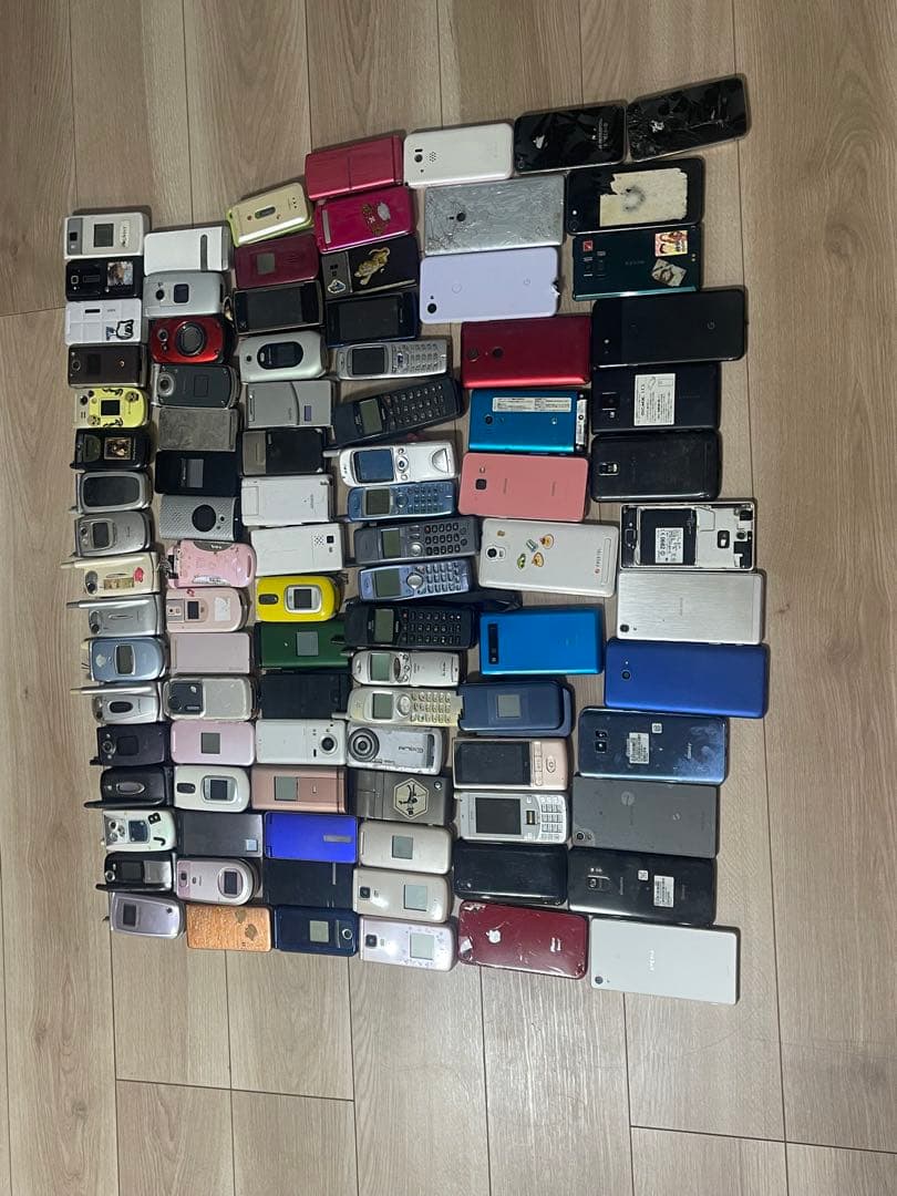 中古携帯電話セットジャンク94台