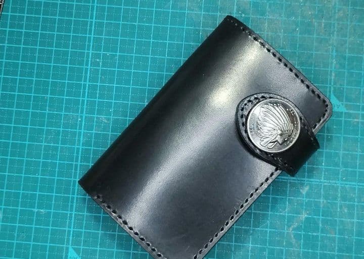 Wild仕様＋イーグルコンチョ　黒本革フラップ全縫いハトメ楕円