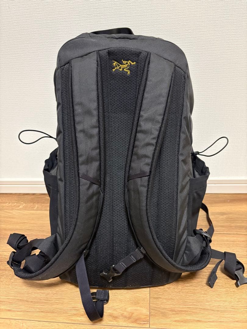 Arc'teryx ブラック リュック　マンティス26
