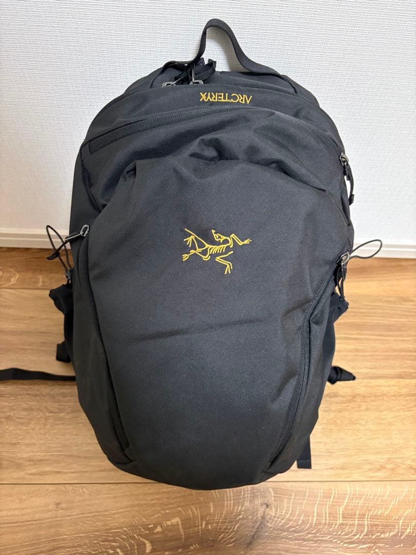 Arc'teryx ブラック リュック　マンティス26