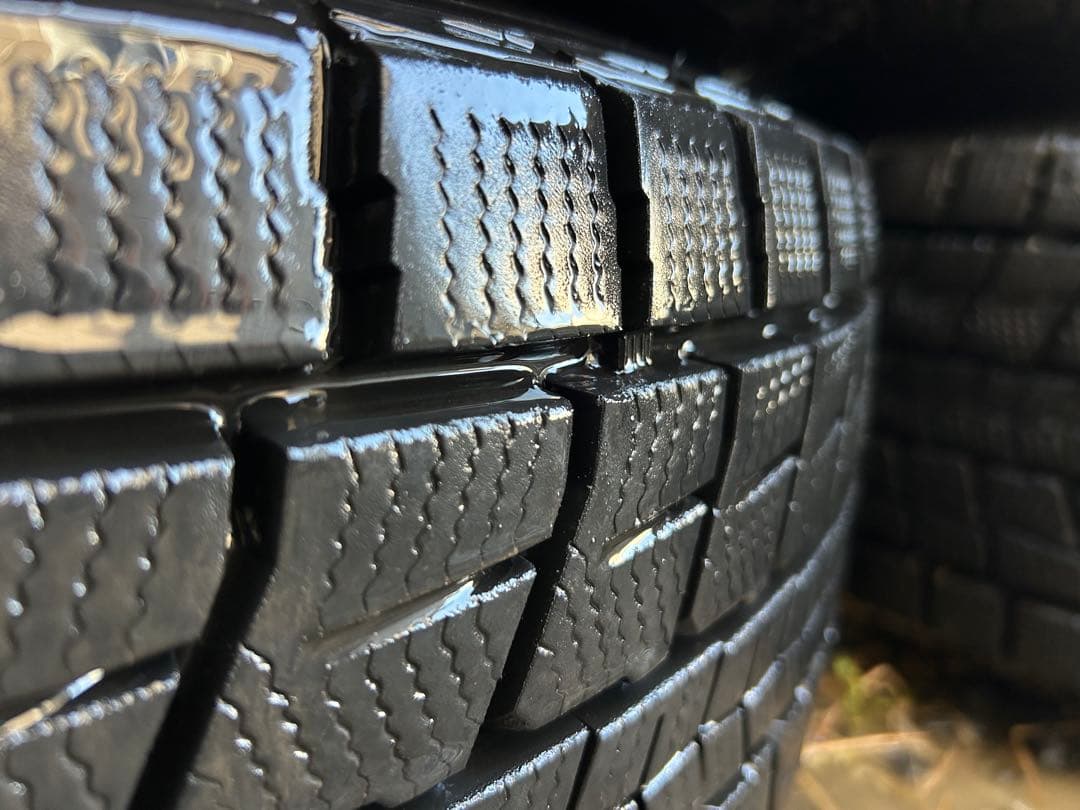 DUNLOP WINTERMAXX SJ8 タイヤホイールセット 18インチ