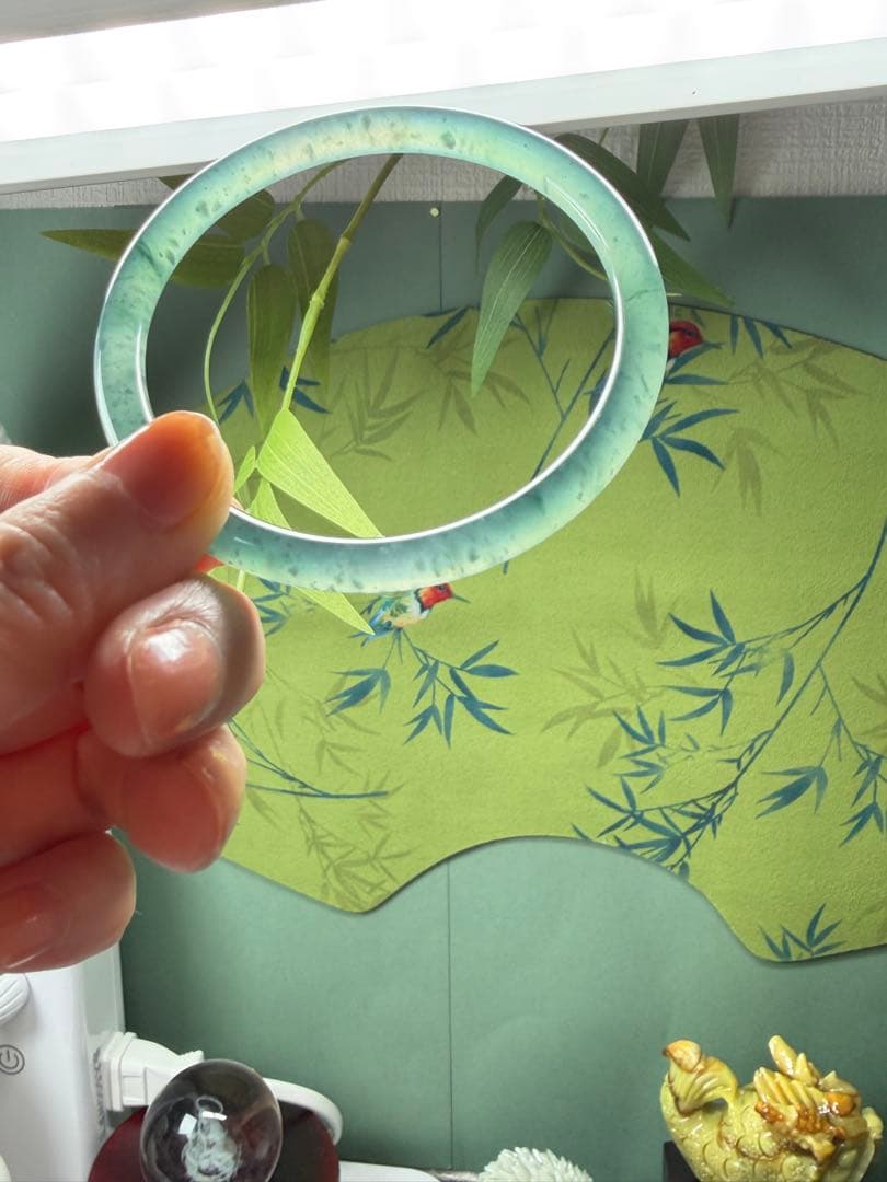 最終価格‼️天然本翡翠　高氷種、特色雪花綿入り氷藍水細身バングル　鑑定書付き