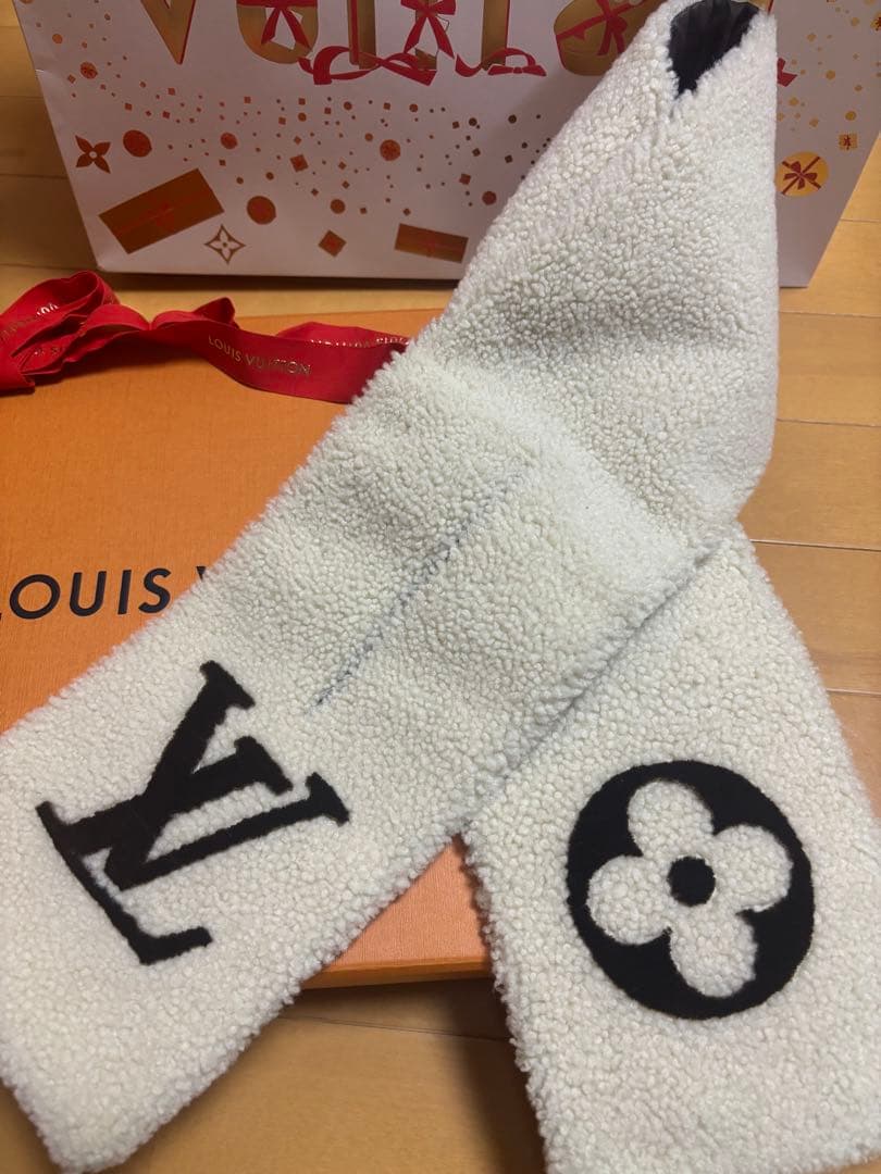 極美品LOUIS VUITTON エシャルプ・シャーリング マフラー ムートン