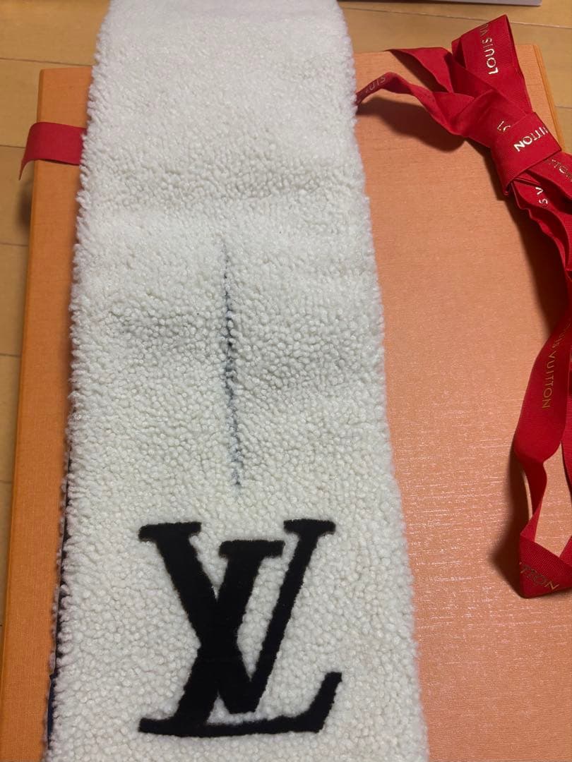 極美品LOUIS VUITTON エシャルプ・シャーリング マフラー ムートン