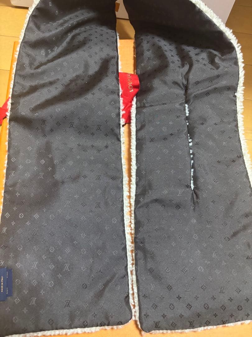 極美品LOUIS VUITTON エシャルプ・シャーリング マフラー ムートン