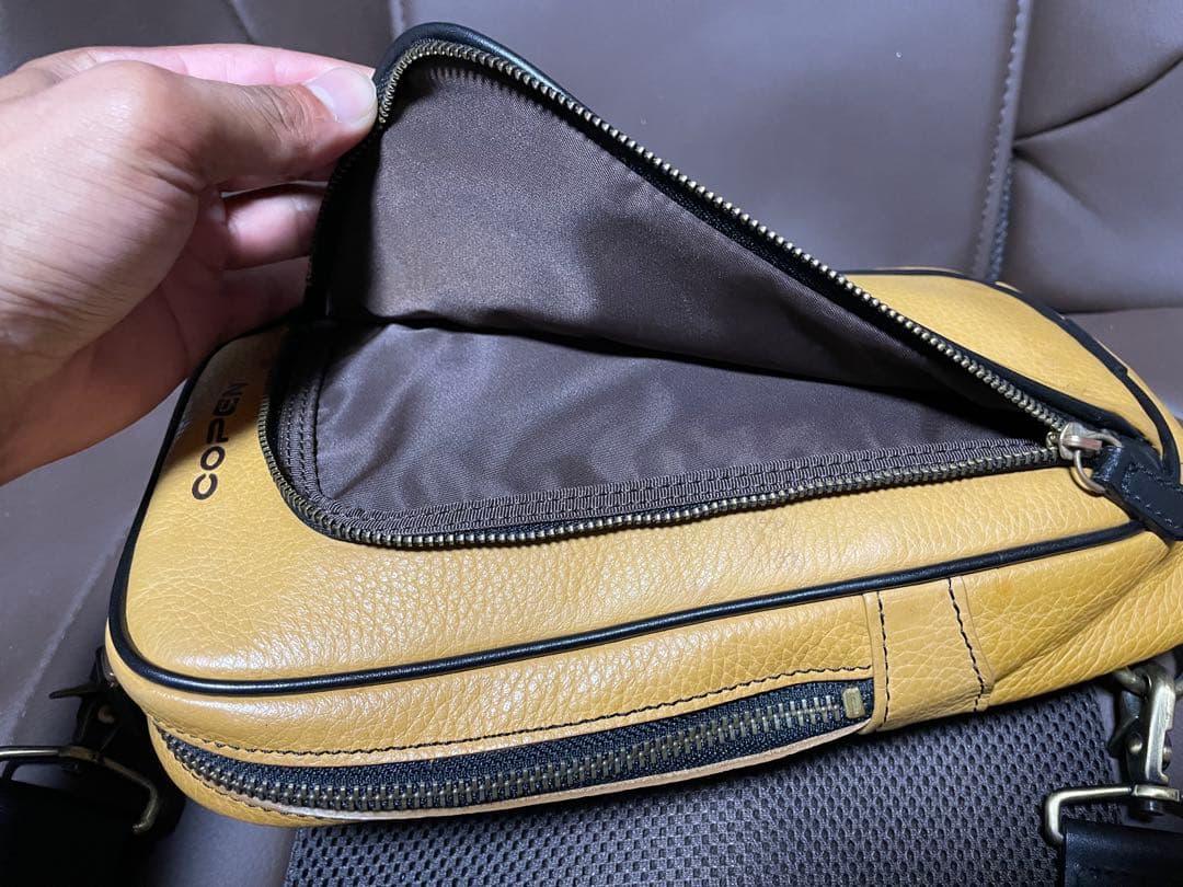 輪*蔵様 純正部品ダイハツ コペン ドライバーズバッグ（本 革）