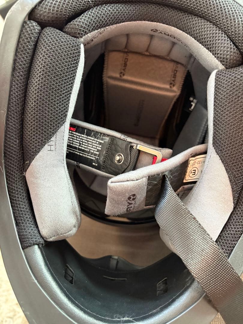 ICON AIRFORM ヘルメット ホワイト/ブラック スモークシールド