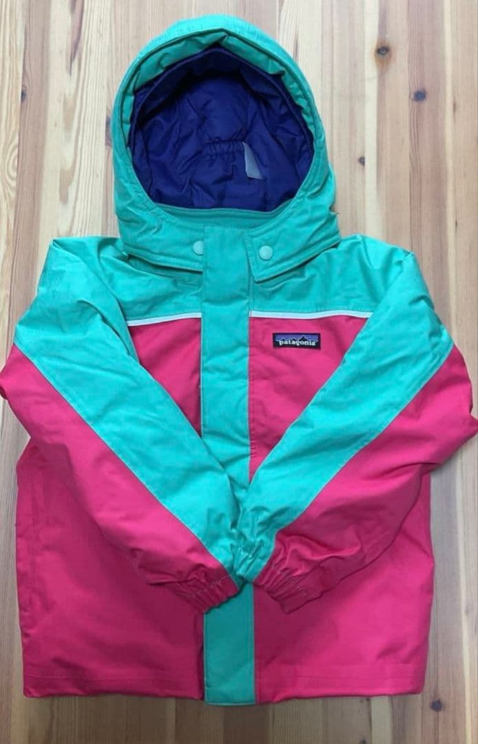 Patagonia 子ども用スキーウェア