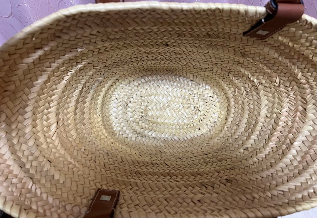 ロエベ　LOEWE カゴバック　ミディアム　美品　保存袋＆ショッパーあり