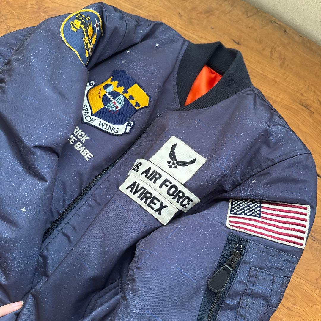 【極美品　リバーシブル　背面ゴツ刺繍】AVIREX MA-1 スペースコマンド