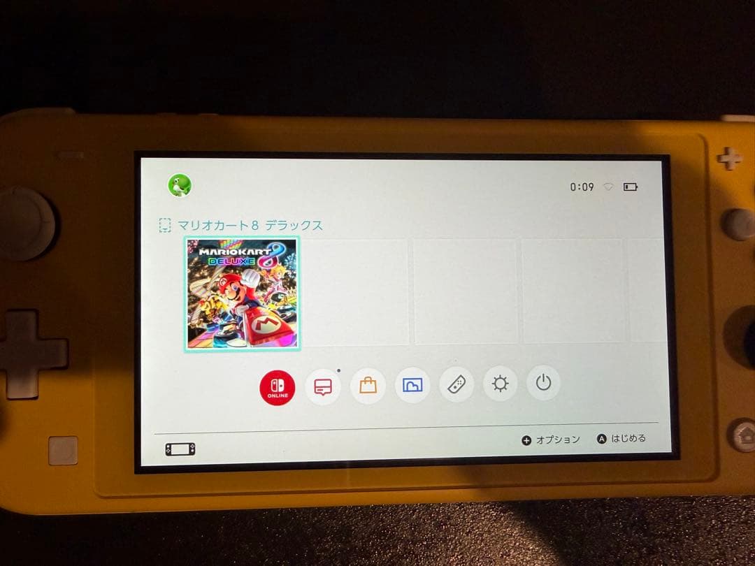 Nintendo Switch Lite イエロー 充電器 動作確認済　右側欠け