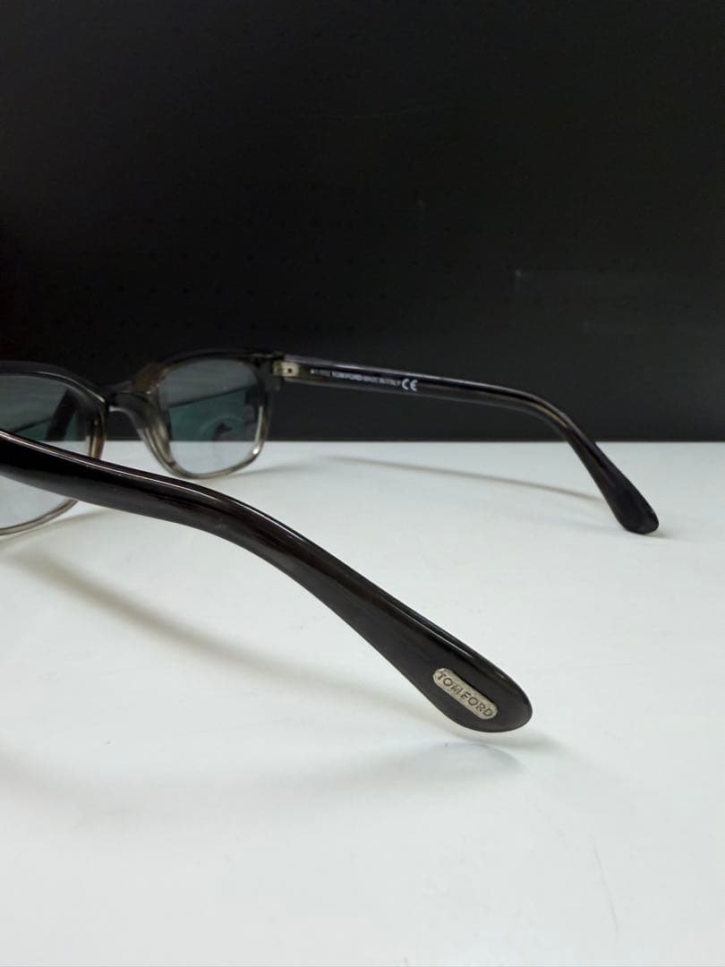 嶋*章様 TOM FORD TF5240 メガネ サングラス　度なし