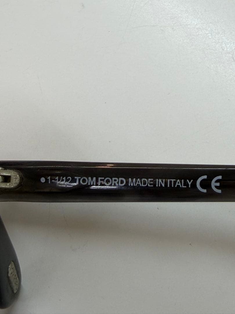 嶋*章様 TOM FORD TF5240 メガネ サングラス　度なし