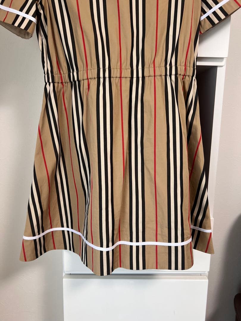 美品 Burberry半袖ワンピース 12y 150cm