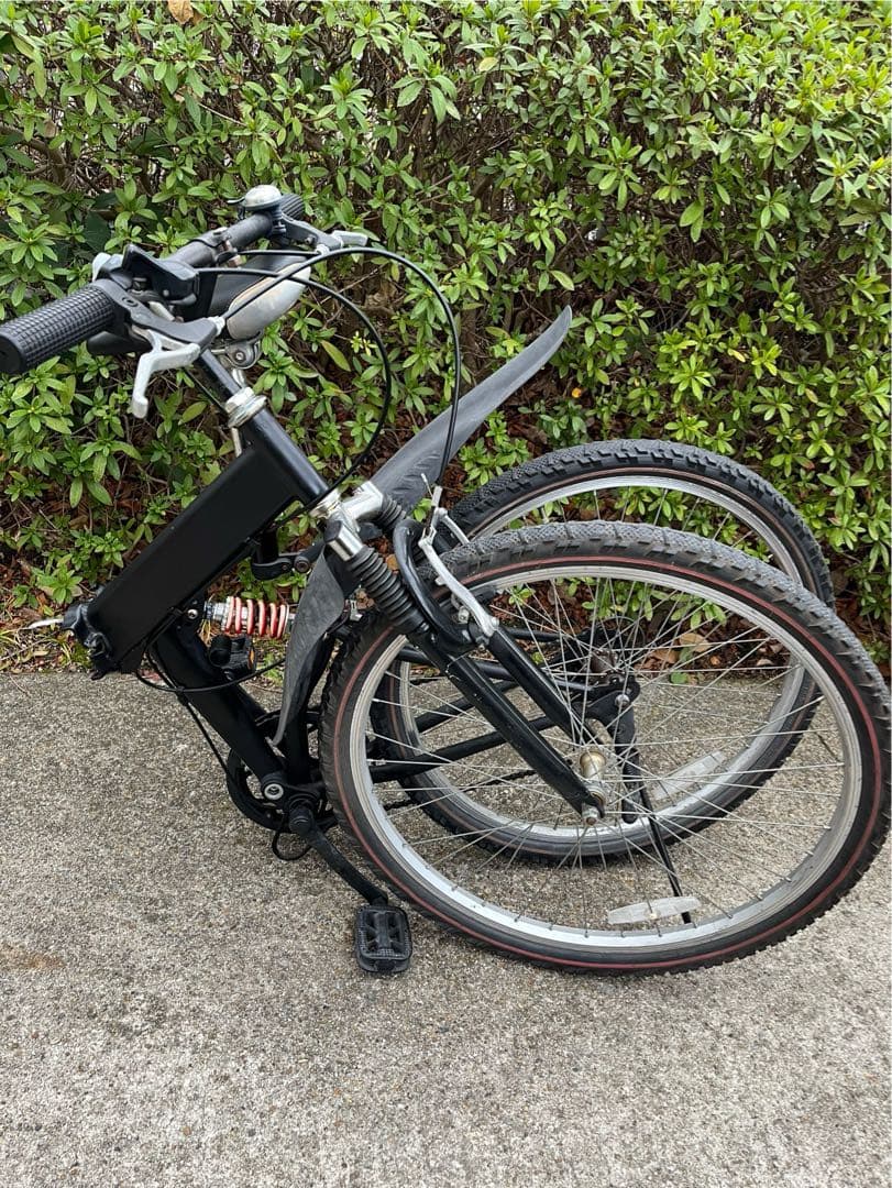 折りたたみ自転車 26インチ　サスペンション付き