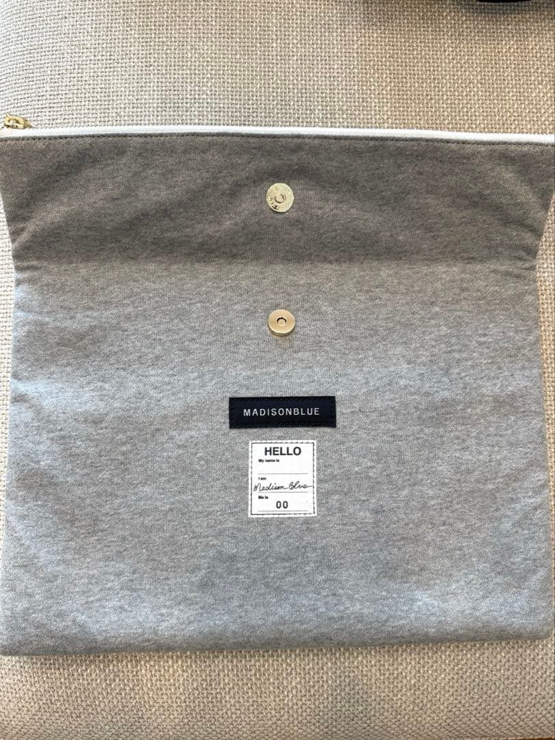 MADISONBLUE マディソンブルー　PCケース クラッチバッグ
