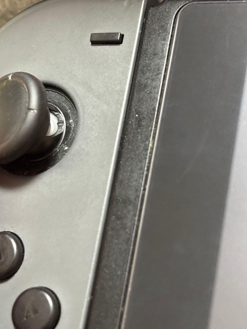 Switch 旧型(HAC-001)の本体+充電器のみ