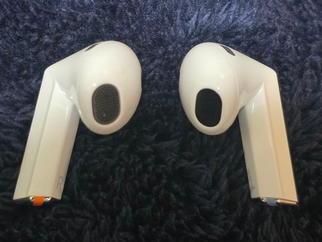 Samsung Galaxy Buds3 ホワイト（おまけ付き）